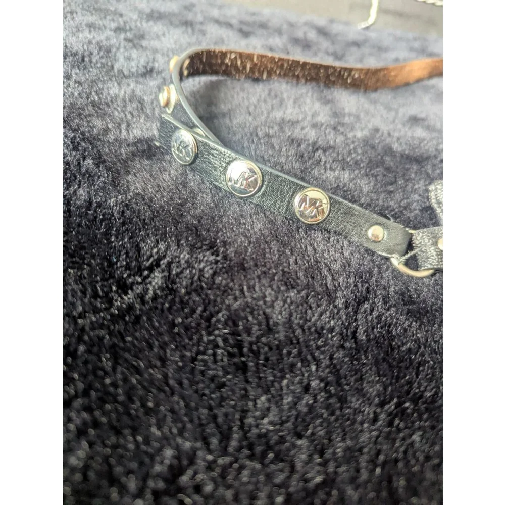 GUC MK Michael Kors Black Gray Belt Bag